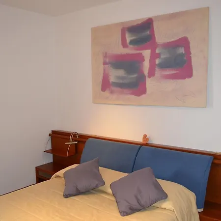 Marcella Brenzone sul Garda
