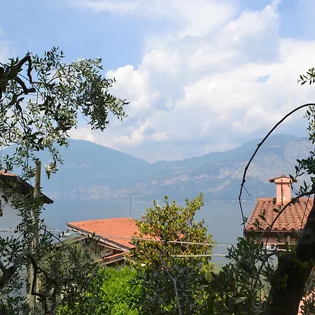 Marcella Brenzone sul Garda